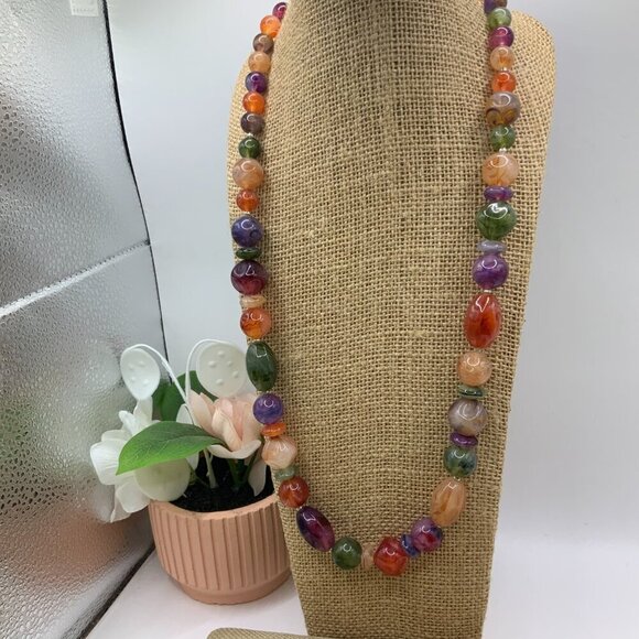RMN Avon Vintage Multi Colored Swirl Beaded Necklace - Picture 3 of 6